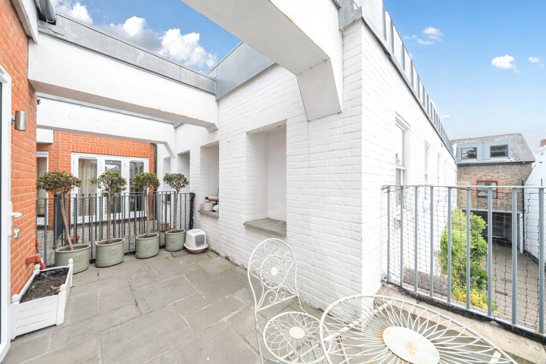 Images for Giggs Hill Road, Thames Ditton, Surrey