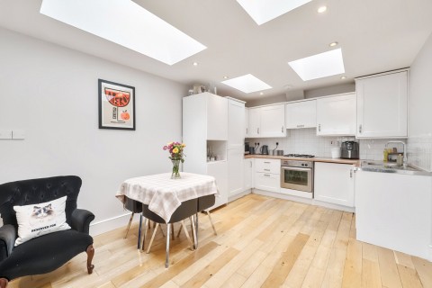 Click the photo for more details of Giggs Hill Road, Thames Ditton, Surrey