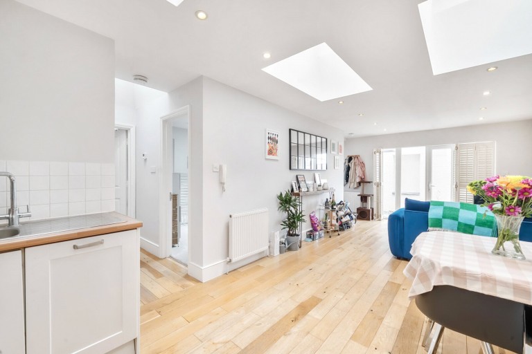 Images for Giggs Hill Road, Thames Ditton, Surrey