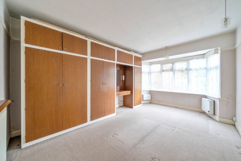 Images for Medina Avenue, Esher, Surrey