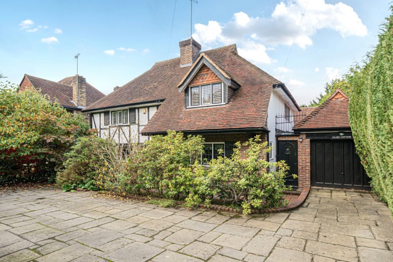Click the photo for more details of Lammas Lane, Esher, Surrey