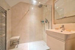 Images for Lammas Lane, Esher, Surrey