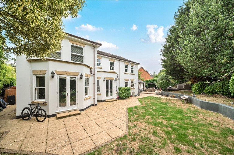 Images for Heatherset Close, Esher, Surrey