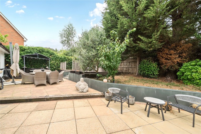 Images for Heatherset Close, Esher, Surrey