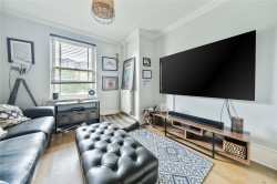 Images for Heatherset Close, Esher, Surrey