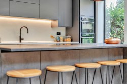 Images for Summer Road, Thames Ditton, Surrey