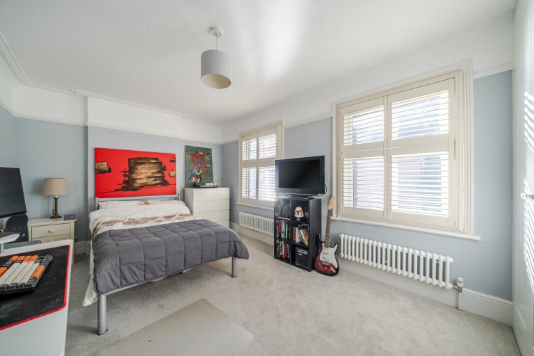 Images for Summer Road, Thames Ditton, Surrey