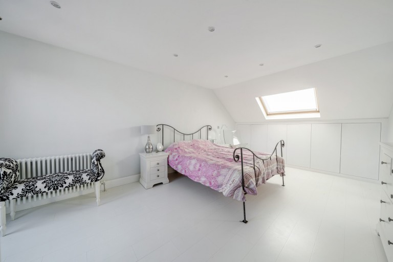 Images for Summer Road, Thames Ditton, Surrey