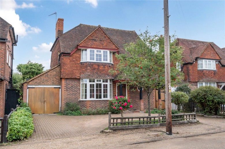 Click the photo for more details of Basing Way, Thames Ditton, Surrey