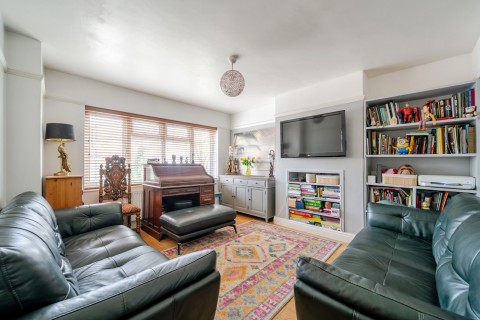 Click the photo for more details of Esher Road, East Molesey, Surrey