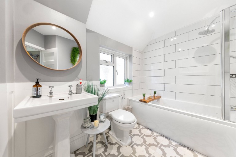 Images for Hillcrest Gardens, Esher, Surrey
