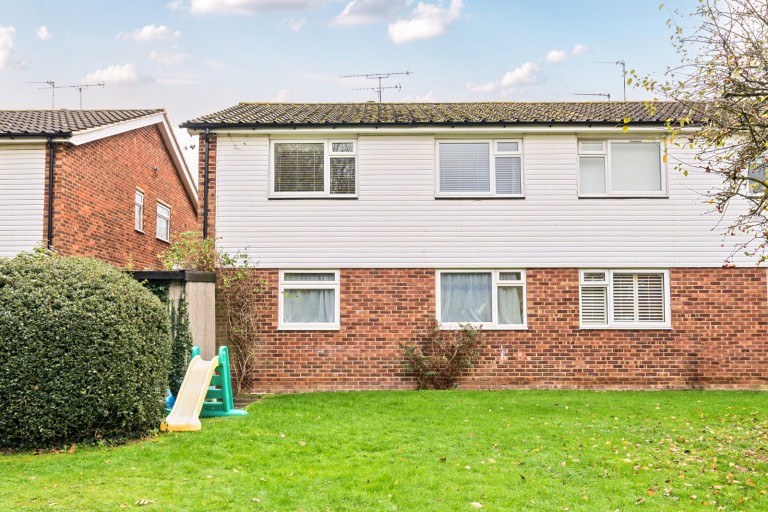 Images for Warwick Gardens, Thames Ditton, Surrey