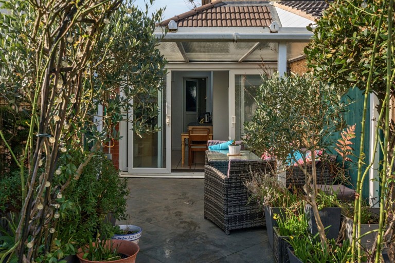 Images for Warwick Road, Thames Ditton, Surrey