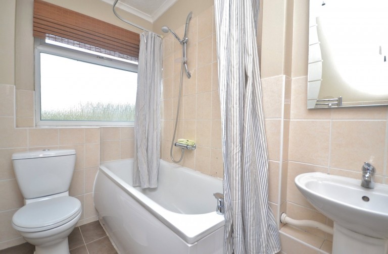 Images for Hillbrow Court, Esher, Surrey