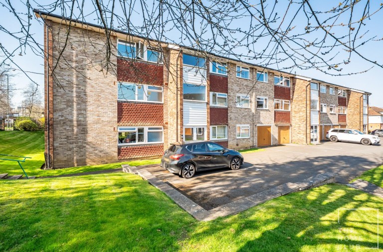 Images for Hillbrow Court, Esher, Surrey