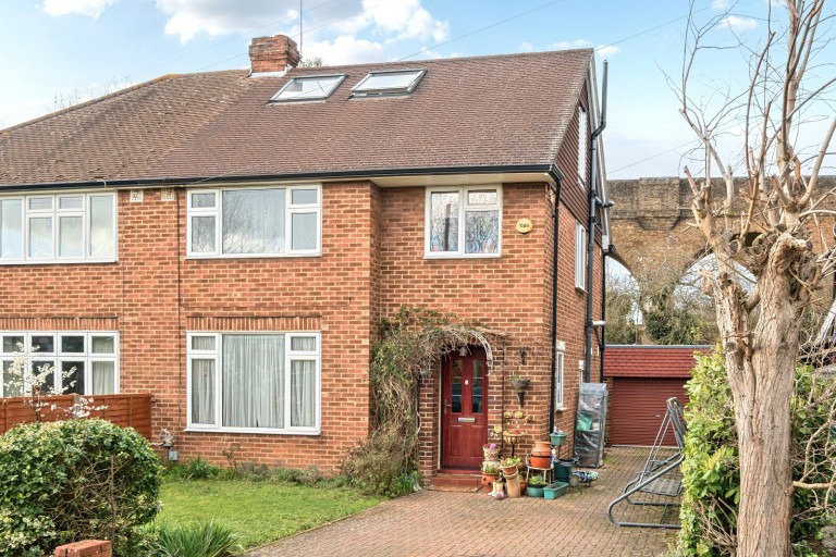 Images for Greenwood Close, Thames Ditton, Surrey