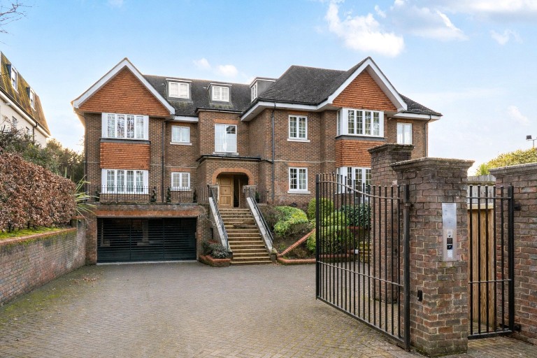Images for Claremont Lane, Esher, Surrey