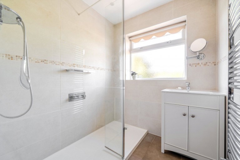 Images for Harefield, Esher, Surrey