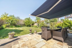 Images for Harefield, Esher, Surrey