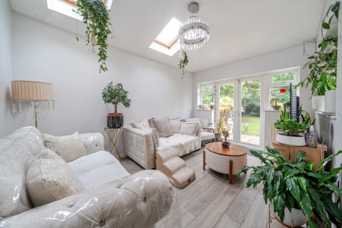 Click the photo for more details of Avondale Avenue, Hinchley Wood, Esher