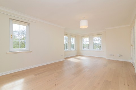 Click the photo for more details of Milngavie