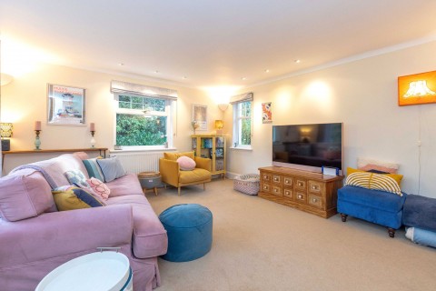Click the photo for more details of Balerno, Midlothian