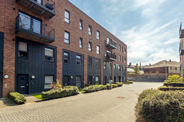 Click the photo for more details of Leith, Edinburgh