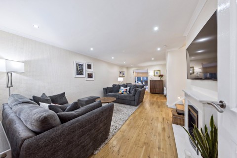 Click the photo for more details of Anniesland, Glasgow