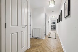 Images for Glasgow, Battlefield