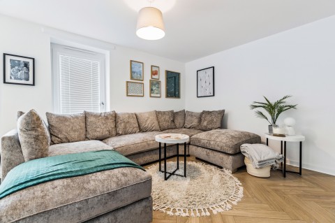 Click the photo for more details of Glasgow, Battlefield