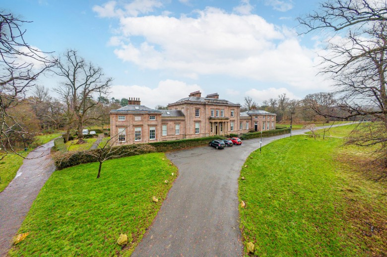 Click the photo for more details of King's Park, Glasgow