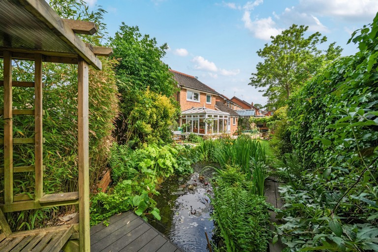 Images for Cater Gardens, Guildford, Surrey