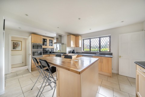 Click the photo for more details of 204 Glaziers Lane, Normandy, Guildford, GU3