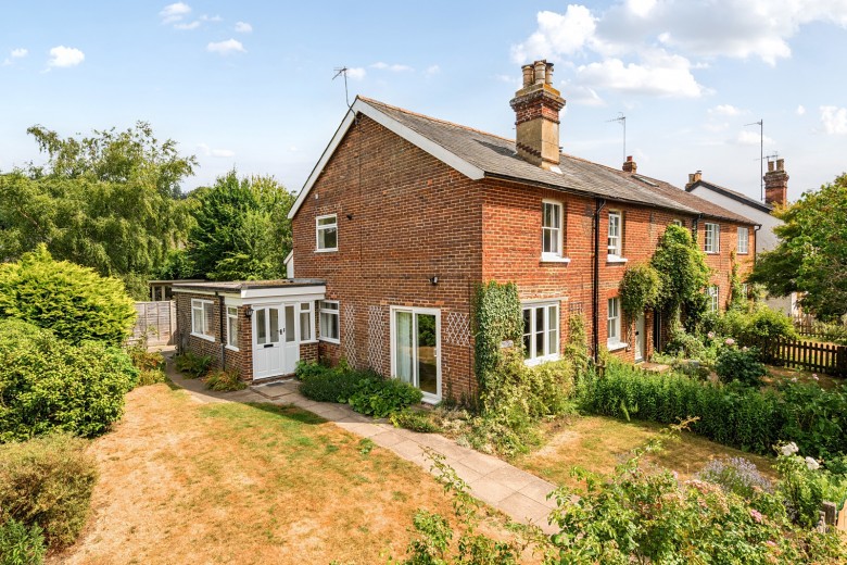 Click the photo for more details of Barnett Lane, Wonersh, Surrey