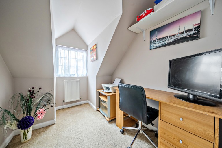 Images for Queen Eleanors Road, Guildford, Surrey