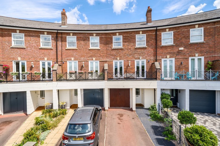 Images for Newlands Crescent, Guildford, Surrey