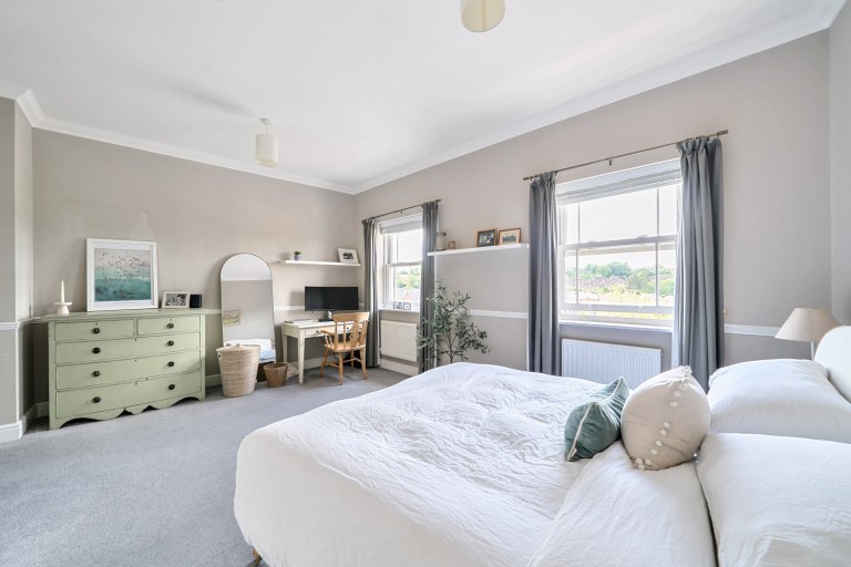 Images for Newlands Crescent, Guildford, Surrey