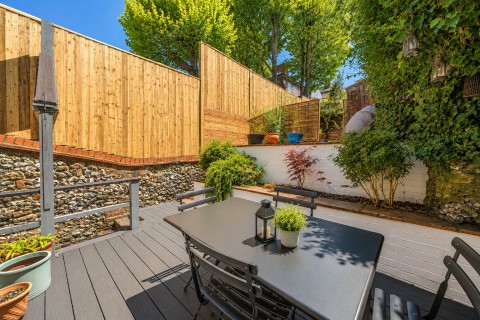 Click the photo for more details of Sydenham Road, Guildford, Surrey