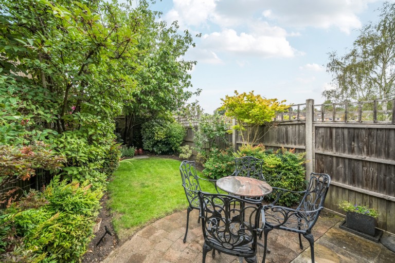 Images for St. Thomas's Mews, Guildford, Surrey