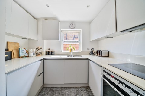 Click the photo for more details of Albury Road, Guildford, Surrey, GU1