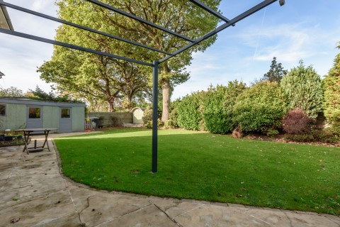Click the photo for more details of Springhaven Close, Guildford, GU1
