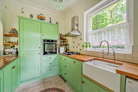 Click the photo for more details of Poplar Road, Shalford, Surrey