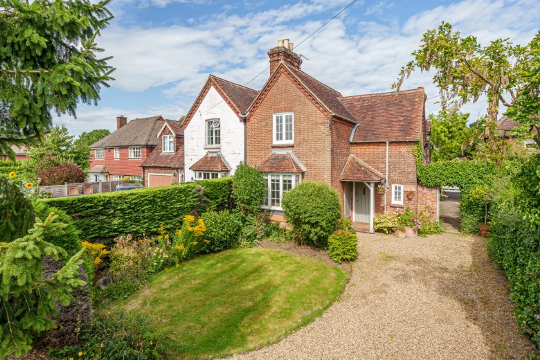 Click the photo for more details of Merrow Street, Guildford, GU4