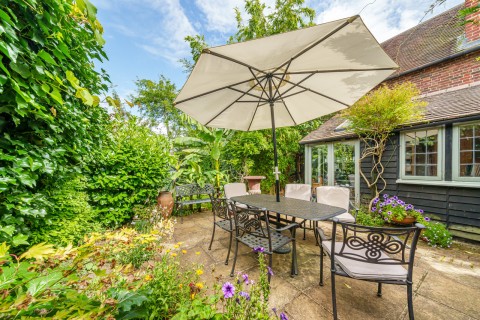 Click the photo for more details of Merrow Street, Guildford, GU4