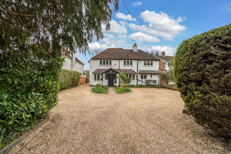 Click the photo for more details of Guildford Road, Normandy, GU3