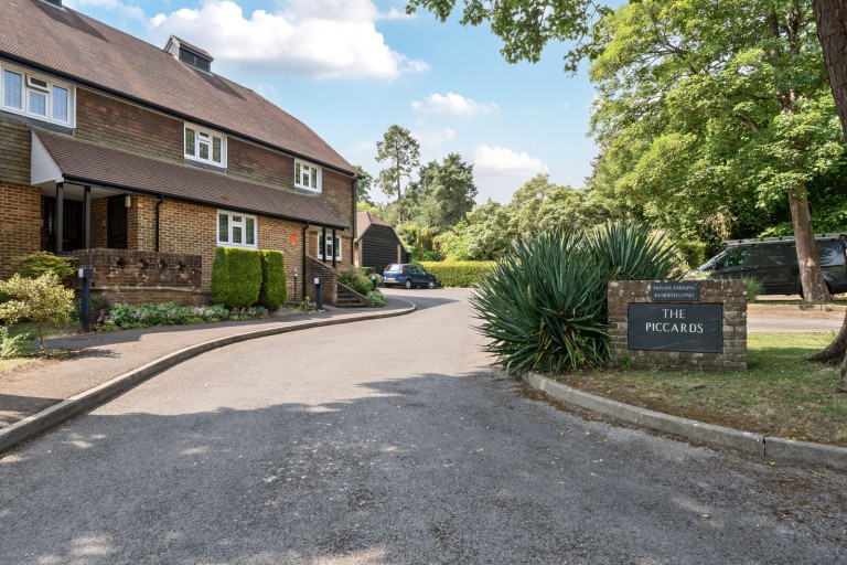 Images for Chestnut Avenue, Guildford, Surrey