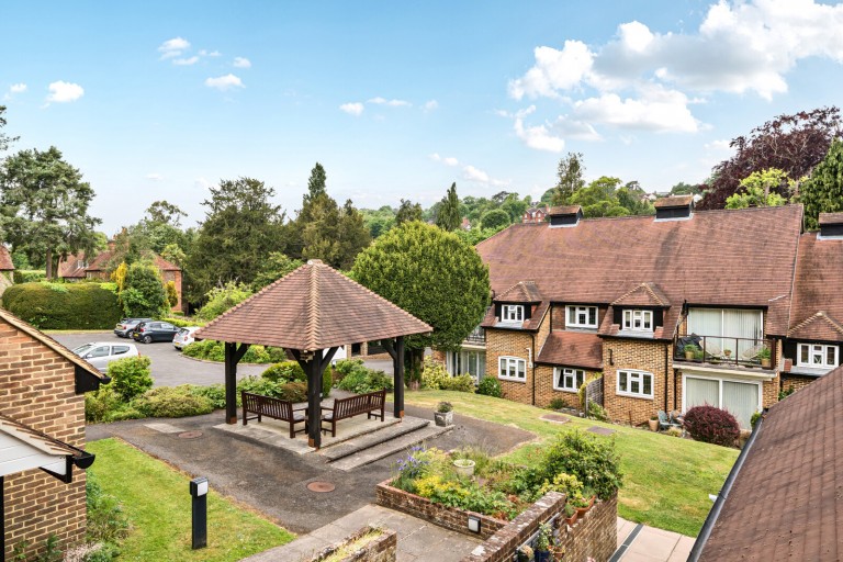 Images for Chestnut Avenue, Guildford, Surrey