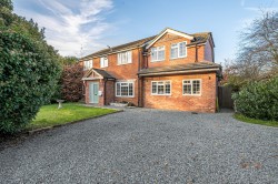 Images for Holmesdale Close, Guildford, GU1