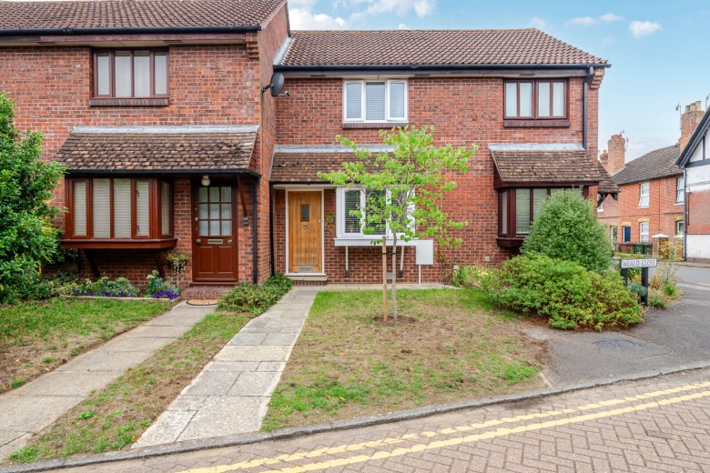 Click the photo for more details of Weald Close, Shalford, Surrey