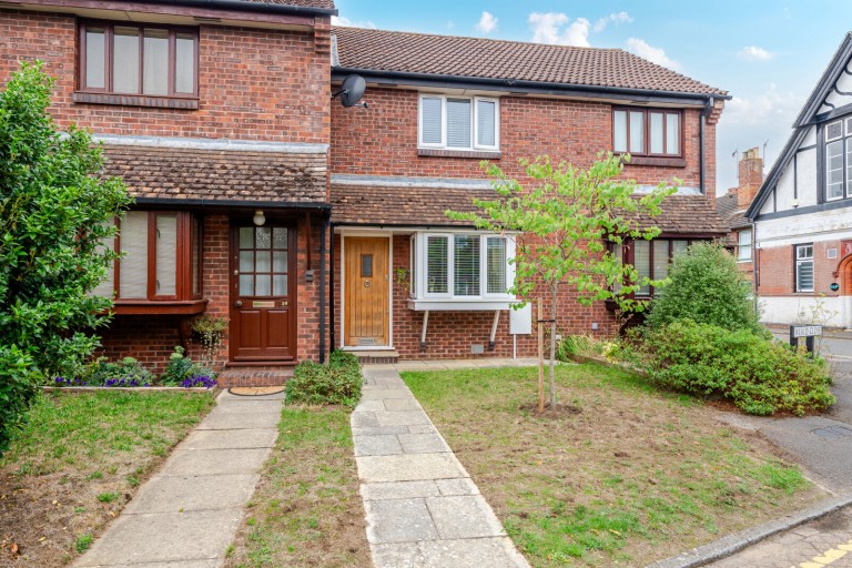 Images for Weald Close, Shalford, Surrey
